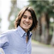 I am a bilingual recent graduate with an IB diploma, willing to teach Japanese to a primary school level online while in England.
